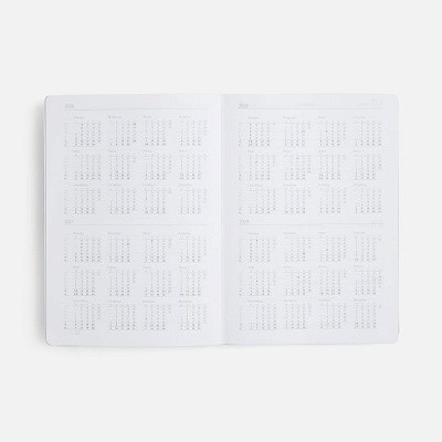 Ежедневник Must, датированный