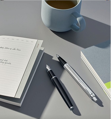 Ручка шариковая Parker IM Essential Stainless Steel CT