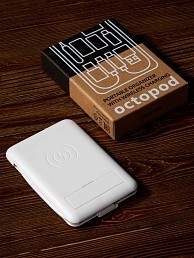 Органайзер с беспроводной зарядкой и набором адаптеров Octopod