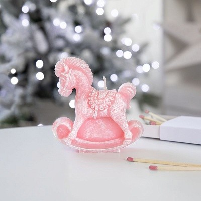 Свеча фигурная «Лошадка-качалка»